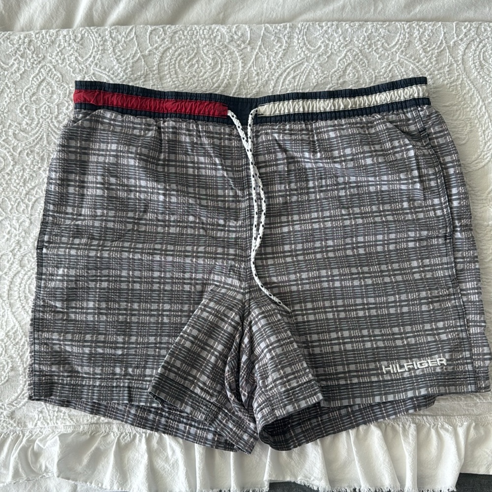 Vintage Tommy Hilfiger Swim shorts - Medium/Large